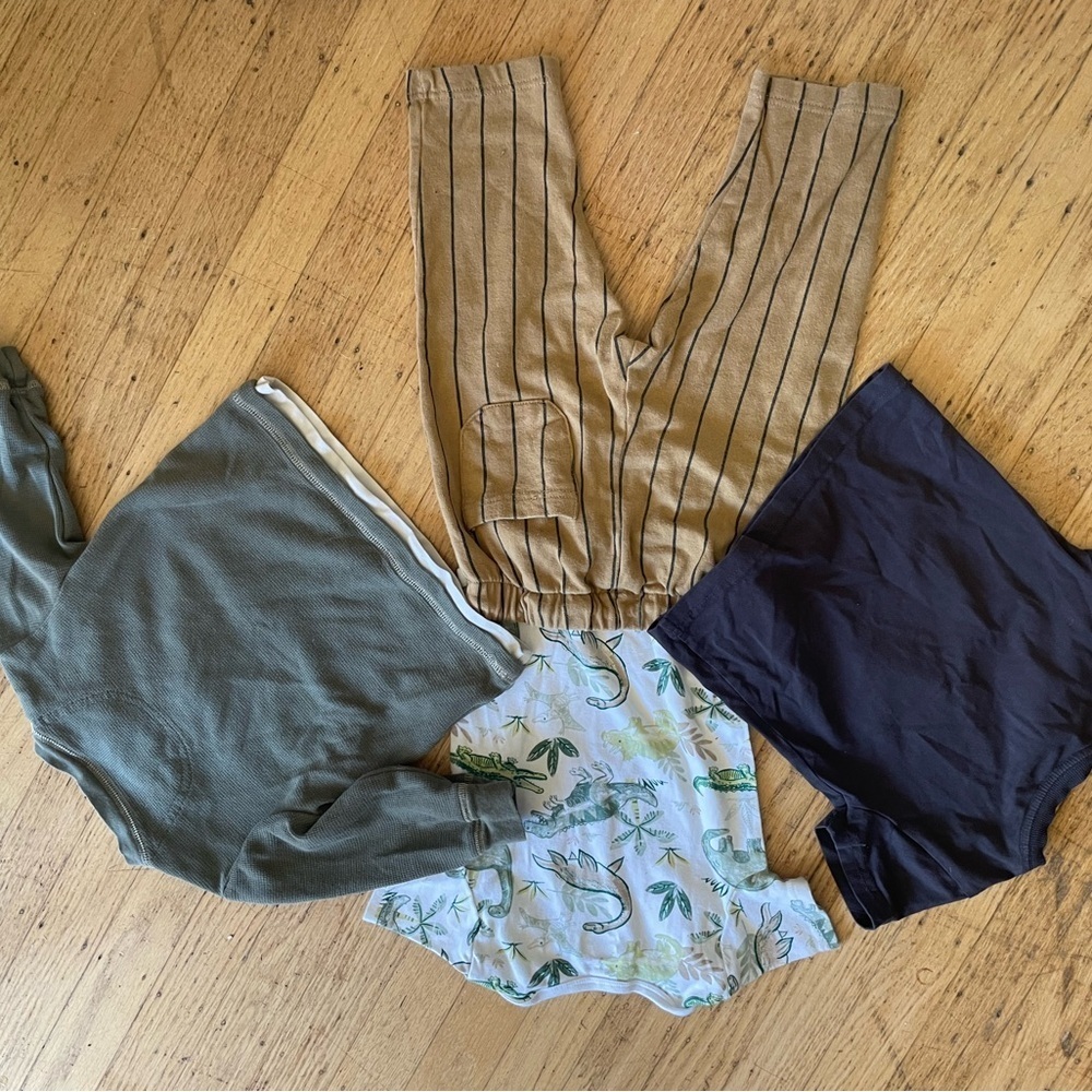 Dinosaur Baby set Zara and Tommy Bahama - Picture 5 of 8